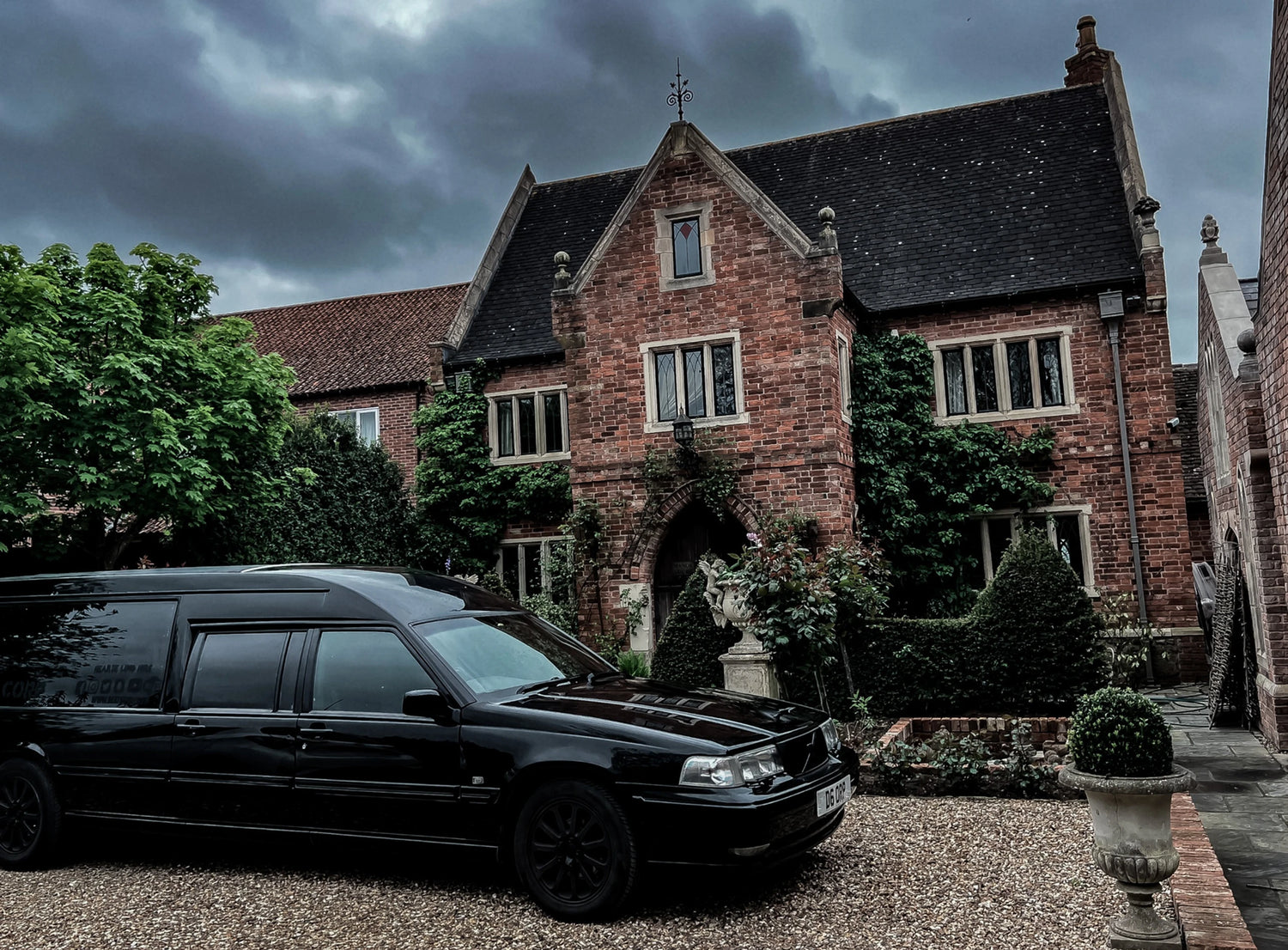 Hearse Limo hire
