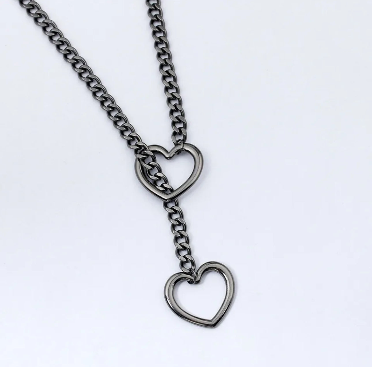 Black o-ring heart chocker necklace