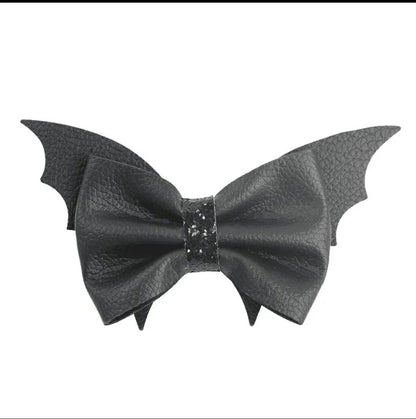 Smoll Barrette bat Hairpins (pair) small